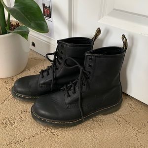 Like new black Dr. Martens